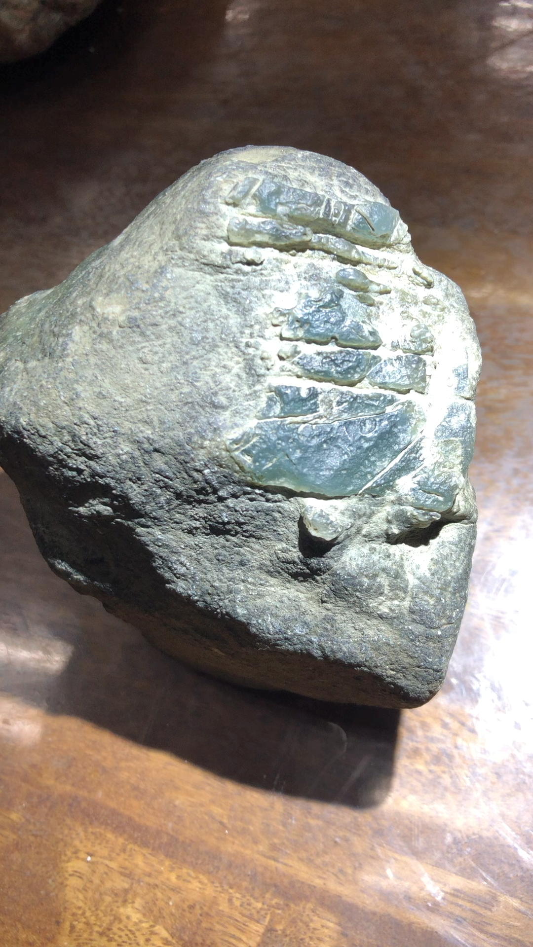 老坑莫西沙,脱沙开窗料,冰种飘花去皮取件