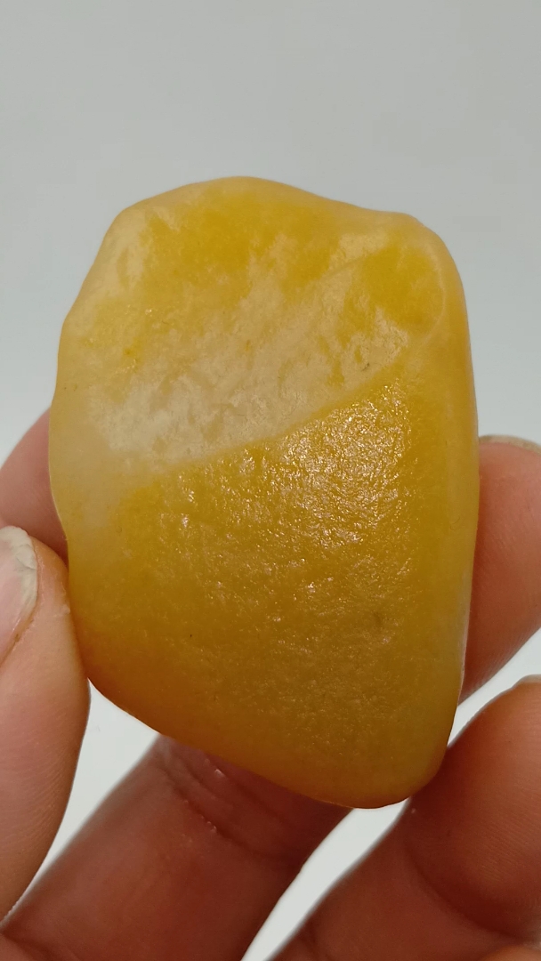 新疆戈壁金丝玉籽料