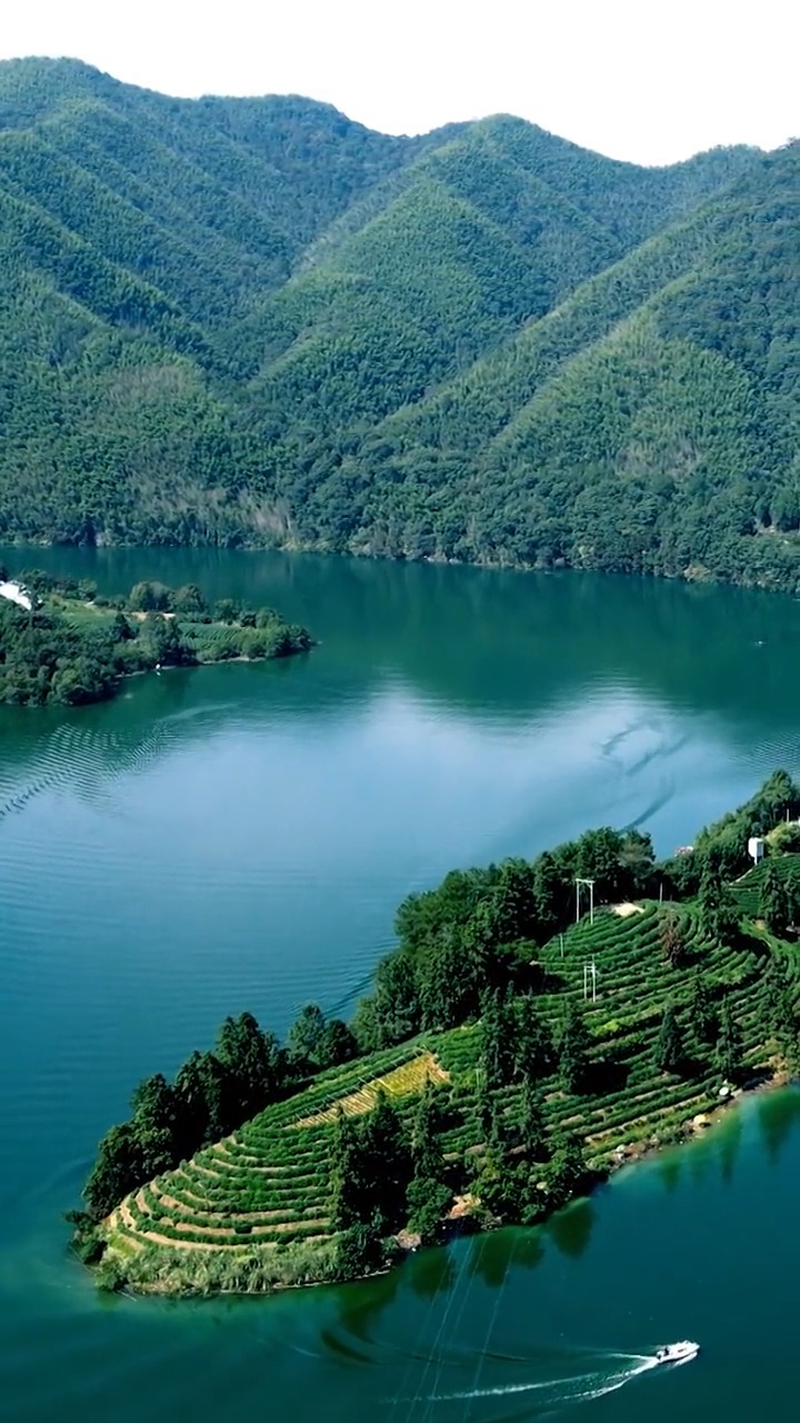 风景旅游安徽皖南太平湖上隐居着一个与世隔绝的世外桃源村落不通公路