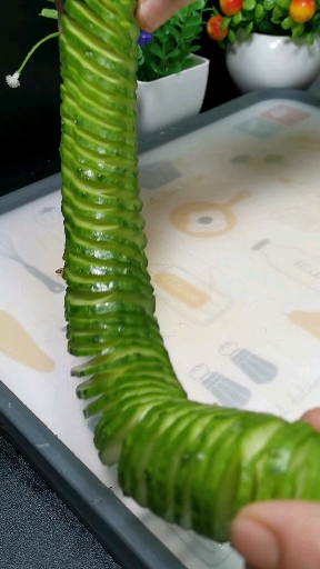 新来学徒工老板娘能录用我吗