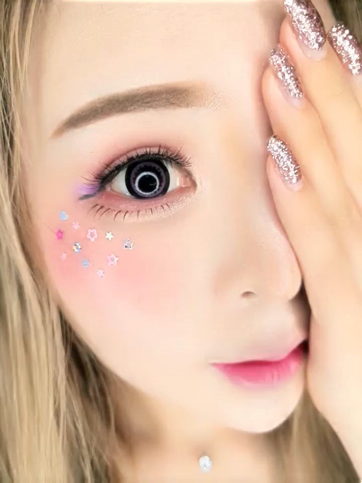 半面桃花妆大家喜欢吗?