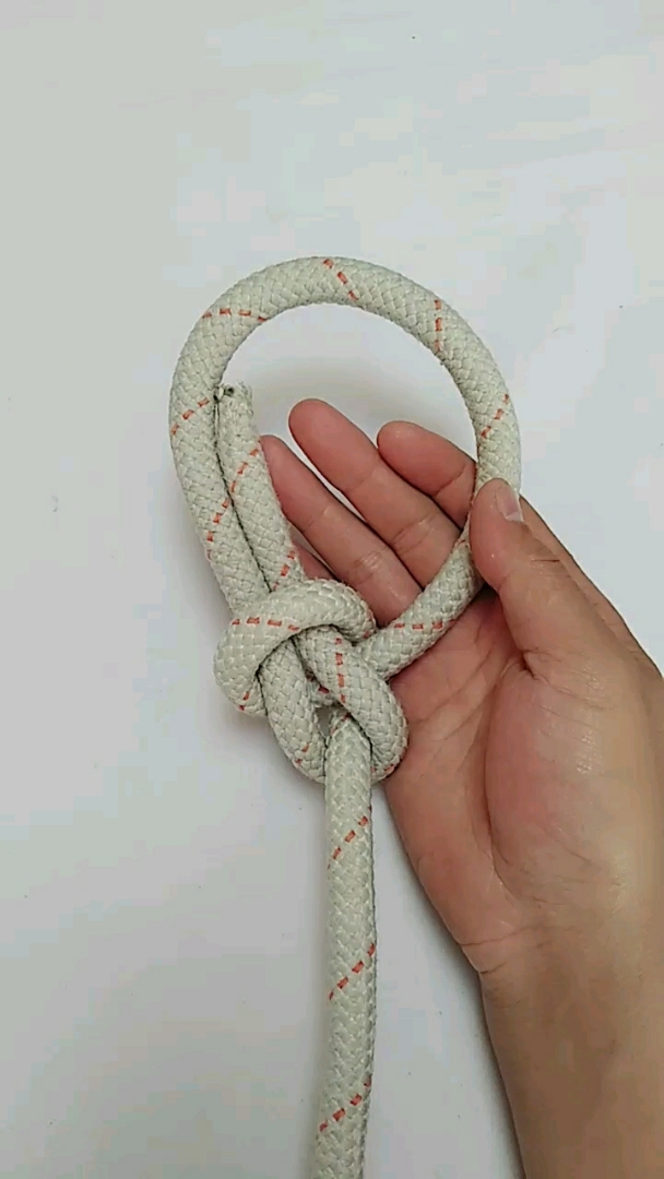 让你看一次轻松牢记绳结之王布林结的打结方法!
