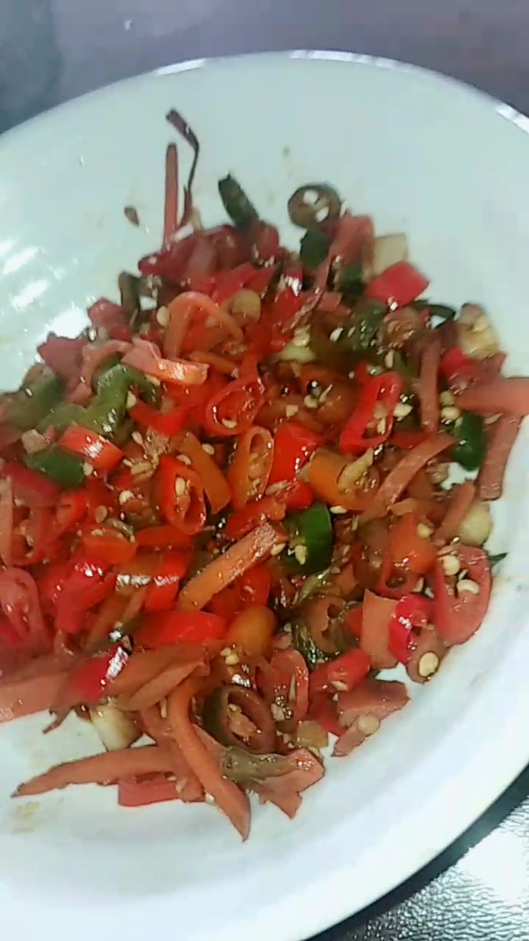 自制美食#蒜末辣椒圈,一碗都不够吃的,太爱了