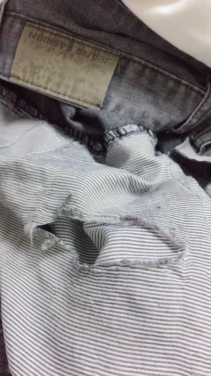 穿上班的裤子,口袋烂了,补好了.