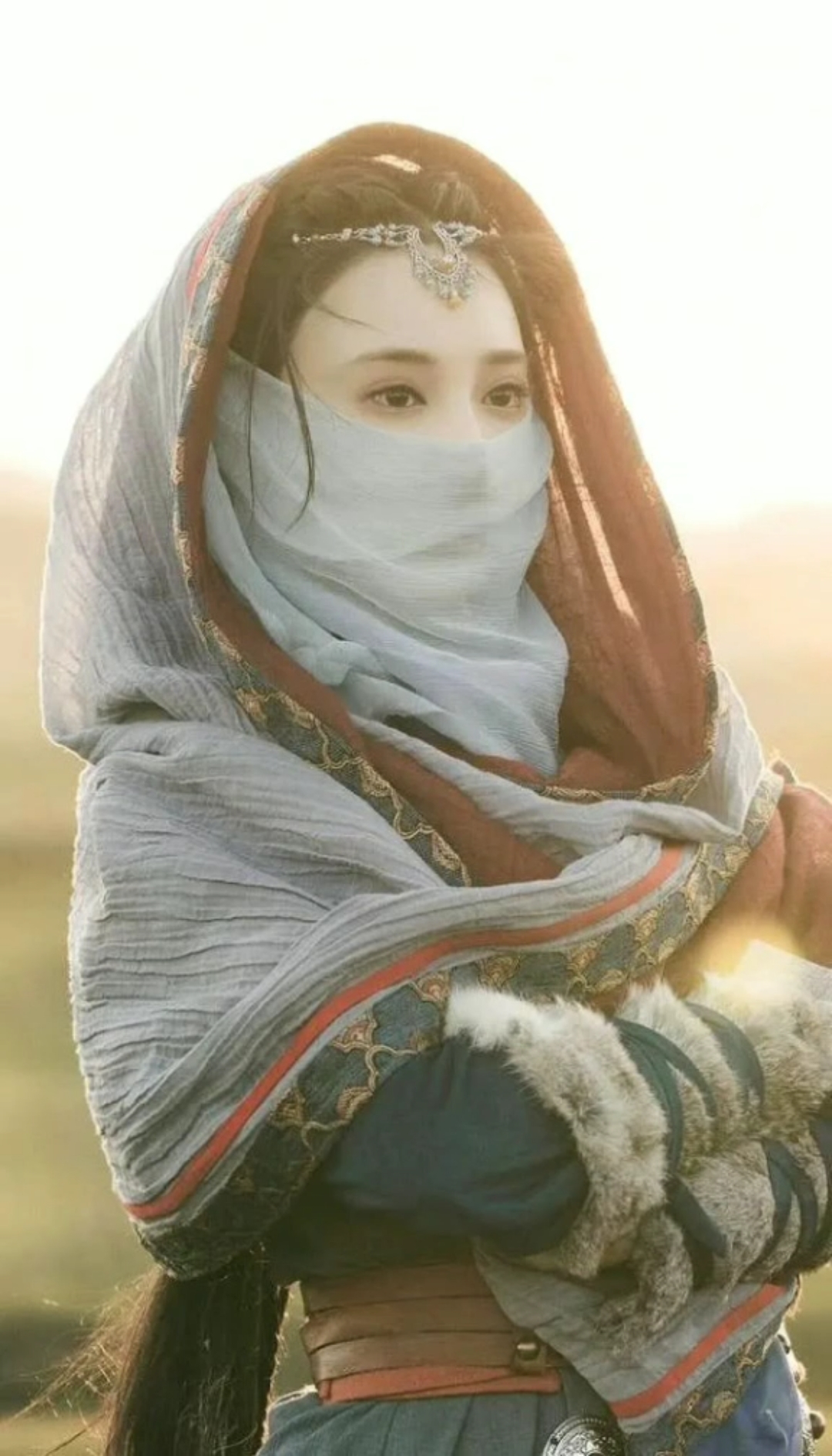 半遮面的古装花旦们:刘诗诗神秘,迪丽热巴我见犹怜,《东宫》女主悲伤