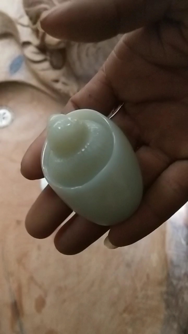 罗甸和田玉,手把件青白料,油性非常好打灯全通