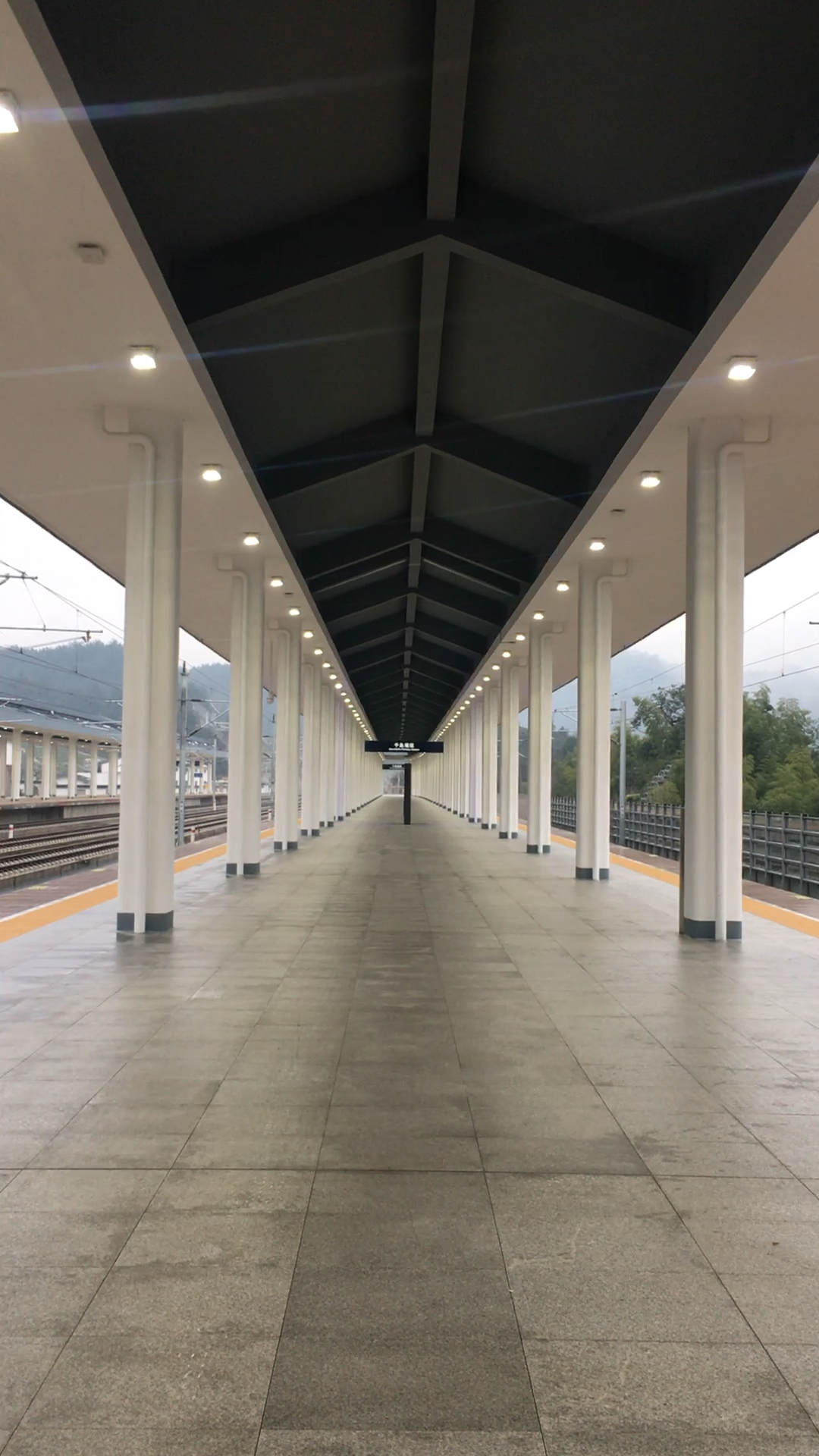 千岛湖高铁站站台