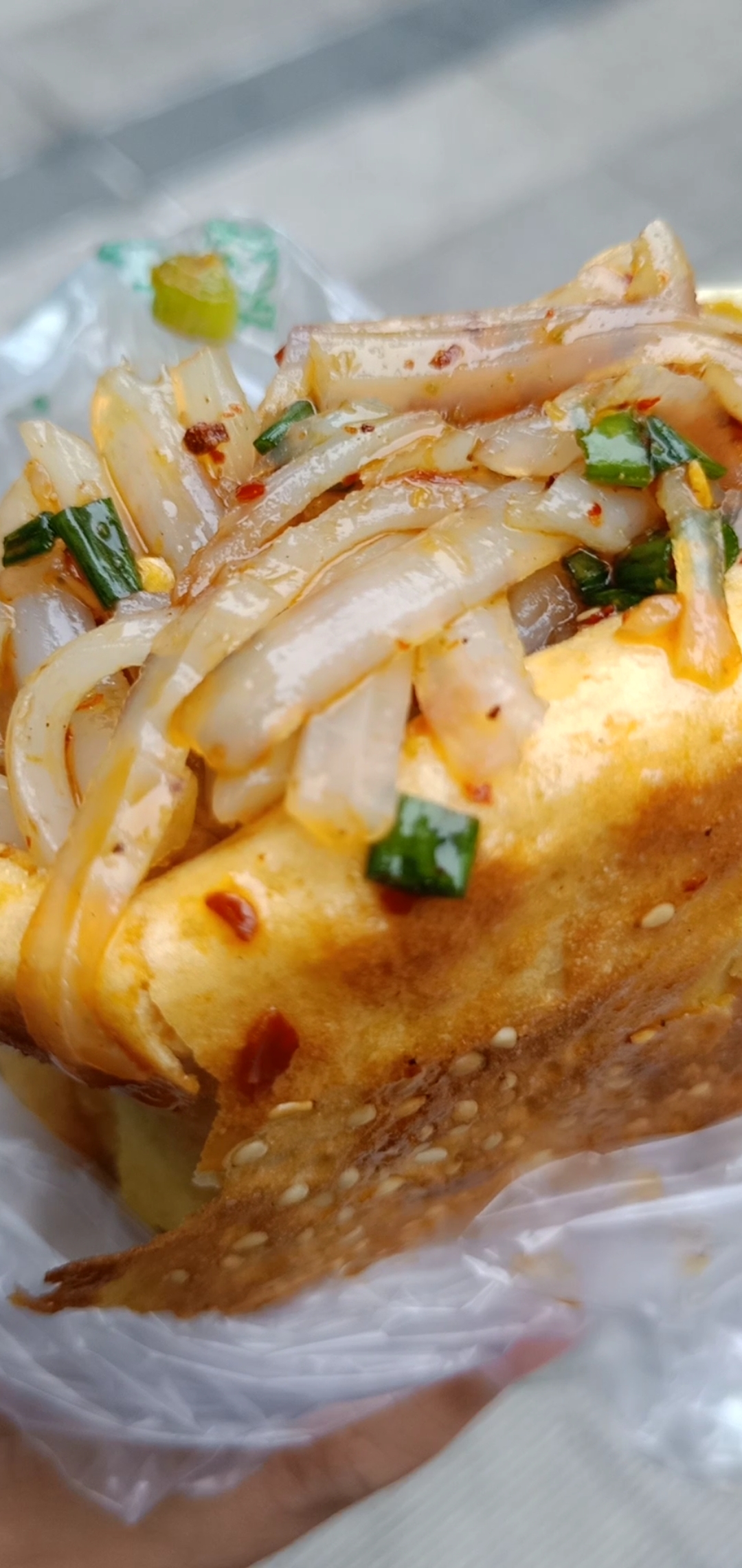 在家云旅游#四川南充特色美食—凉粉锅盔