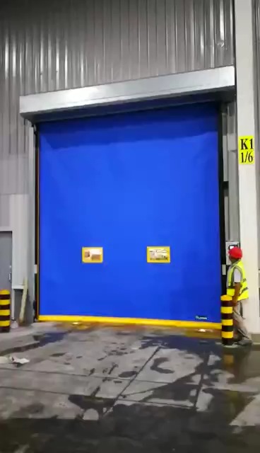 防撞门快速防撞门厂房应用案例