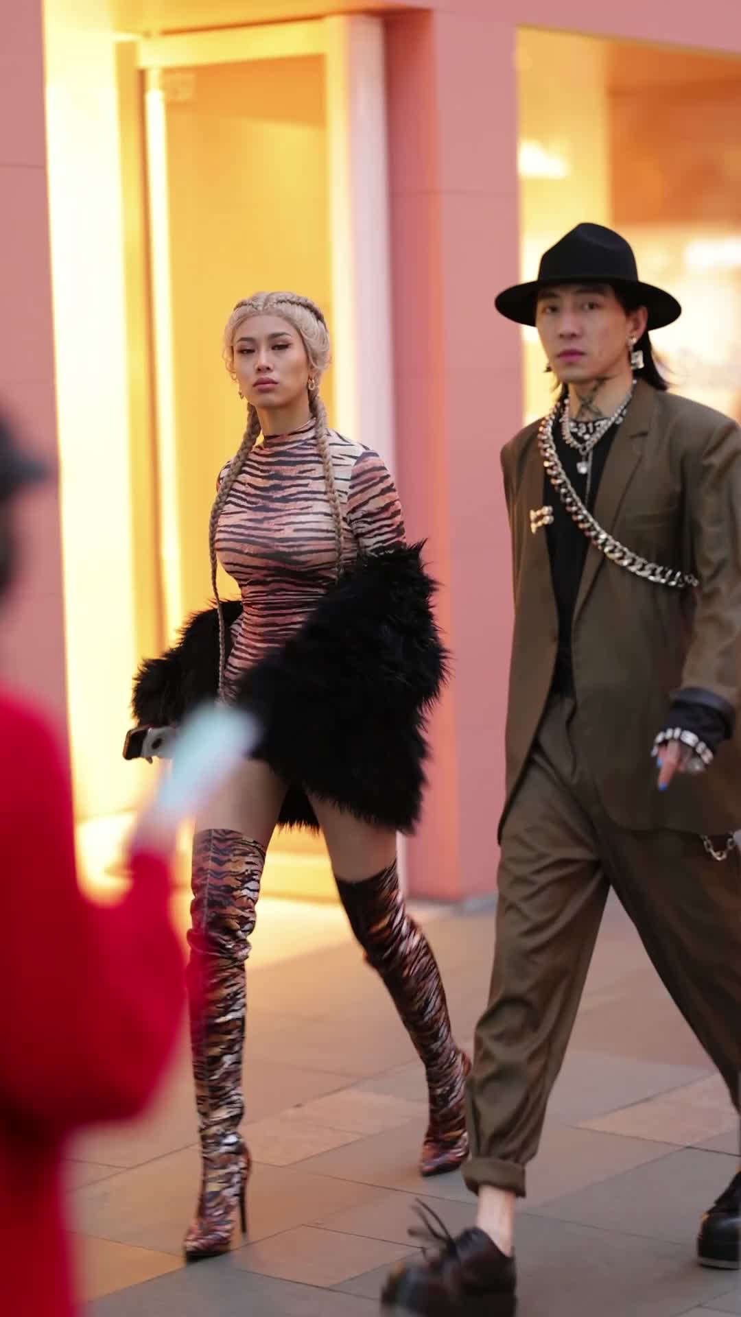 成都潮人千千万,太古里街拍占一半!