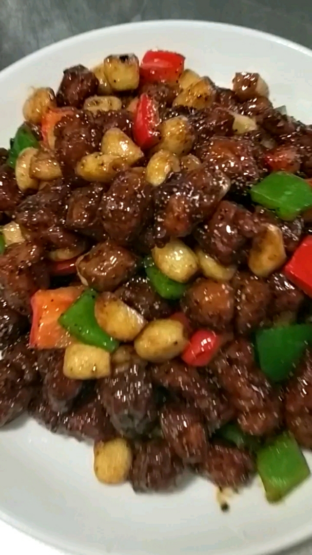 老家蒜炒牛肉粒