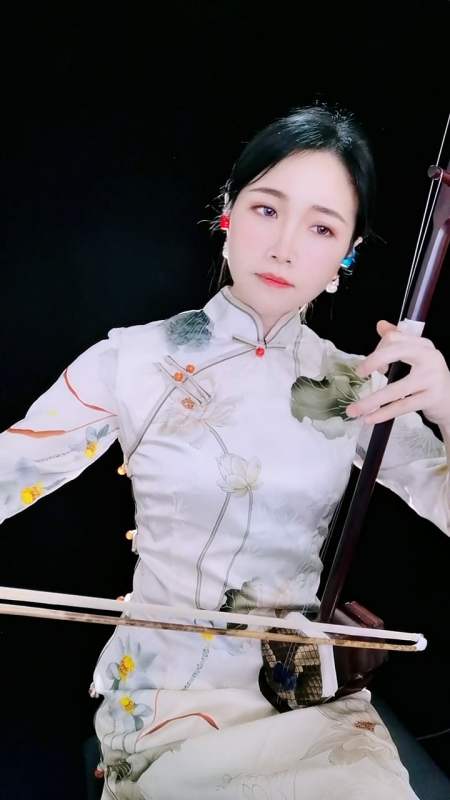 岁末打卡#国风古韵民乐艺术欣赏,二胡独奏《兰花花》,传承弘扬民乐