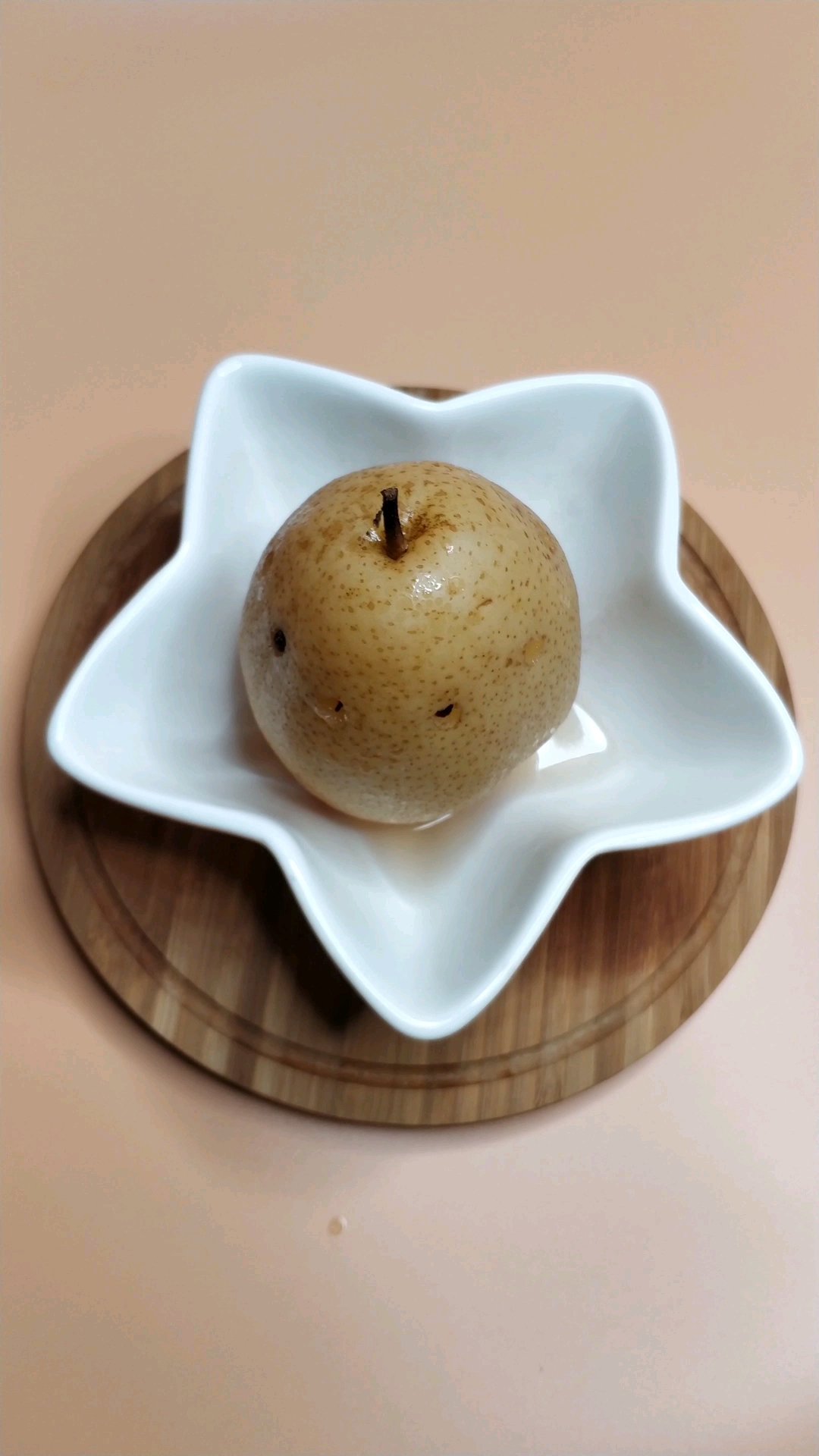 这个花椒蒸梨,对大人咳嗽,干咳有很好的效果哦