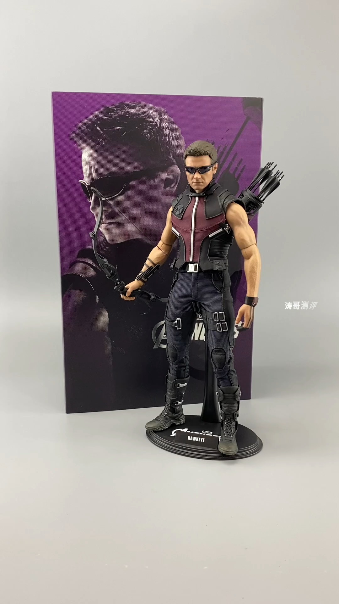 今天來玩玩曾經的神物hottoys復仇者聯盟鷹眼10