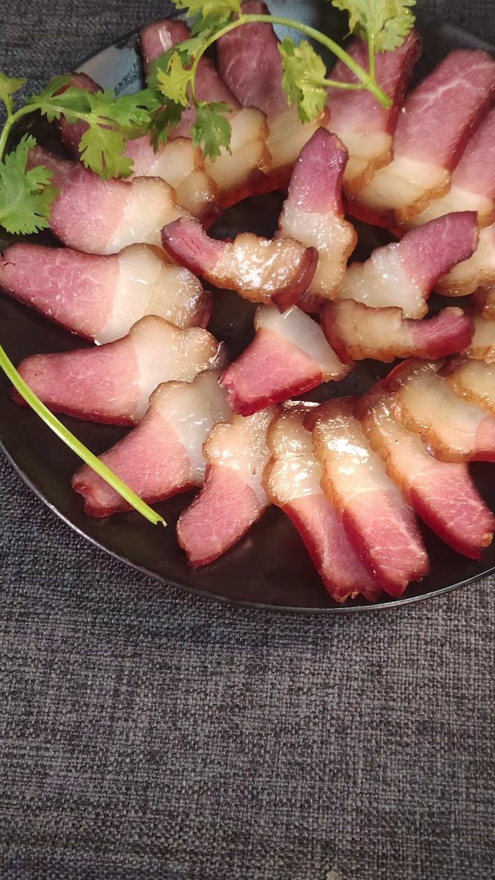 中国的美食#这个腊肉摆盘怎么样,有想吃的朋友吗