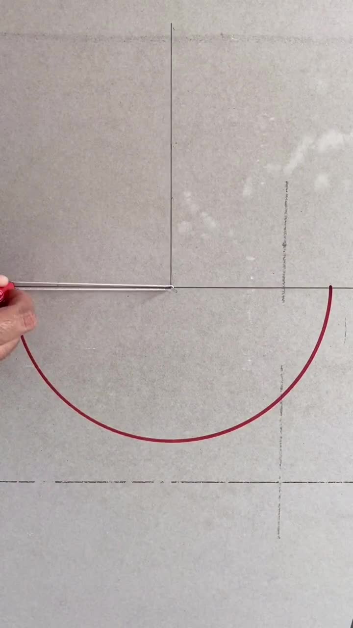 我要上热门#木工画出鸡蛋圆?