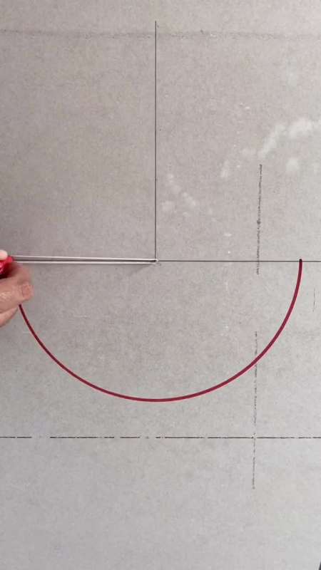 我要上热门#木工画出鸡蛋圆?