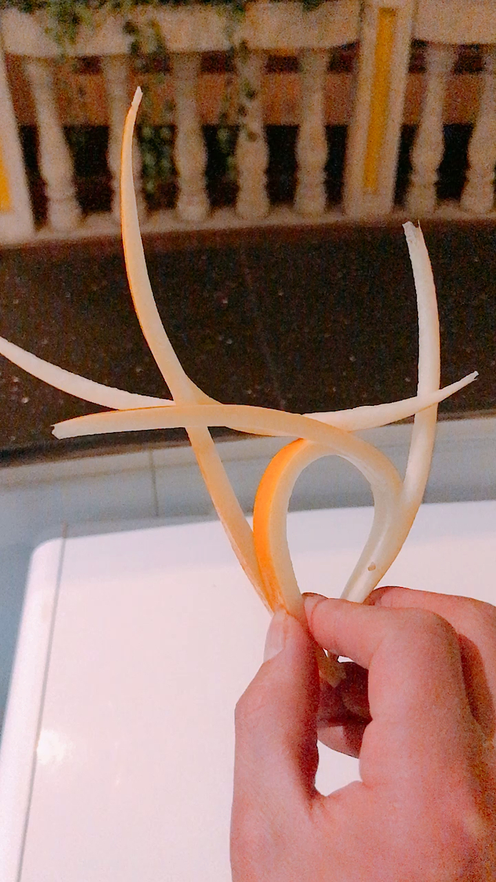 吃瓜群众#五刀西瓜皮拉花,一看就会