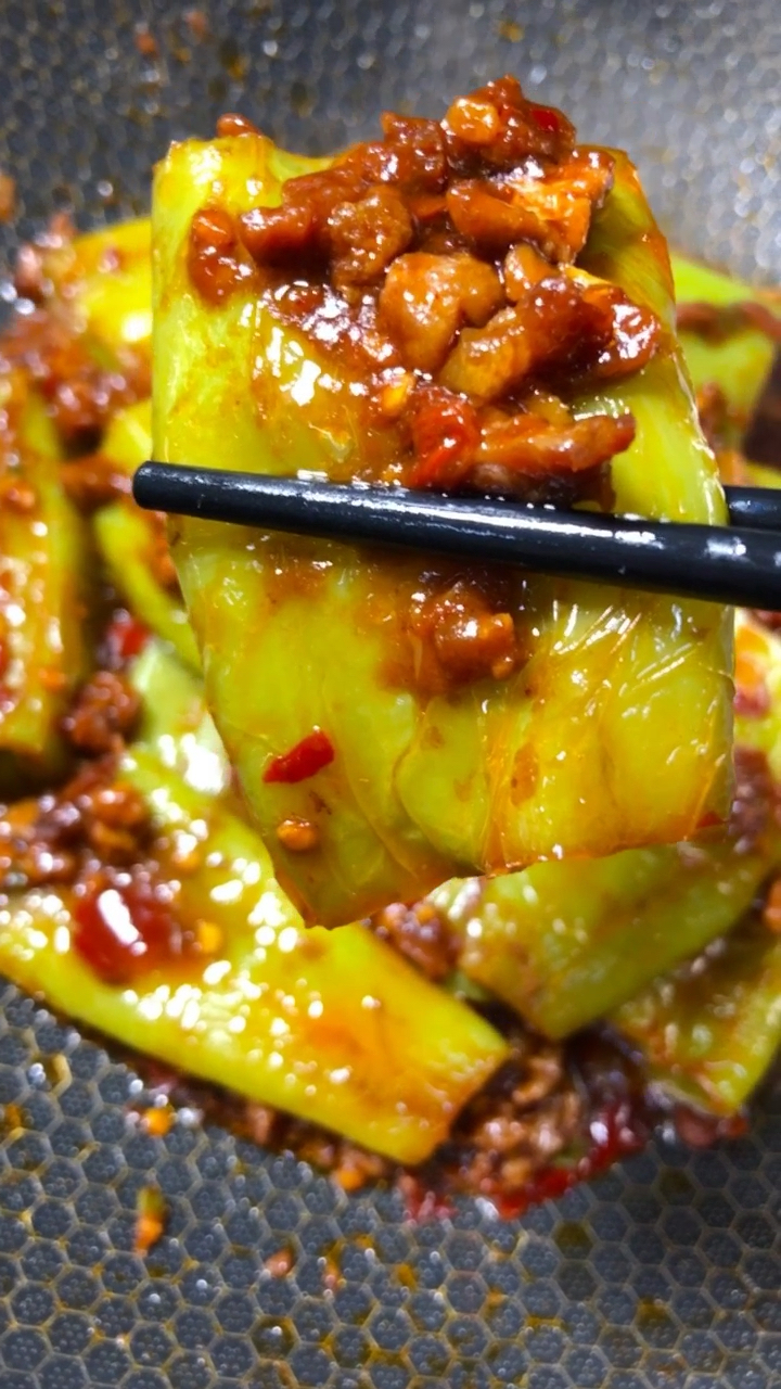 家常做法酱爆辣椒