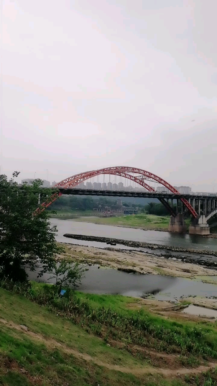 泸州沱江三桥