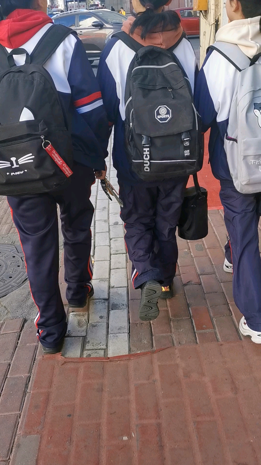 校服女神#哈尔滨某中学校服!了解一下!