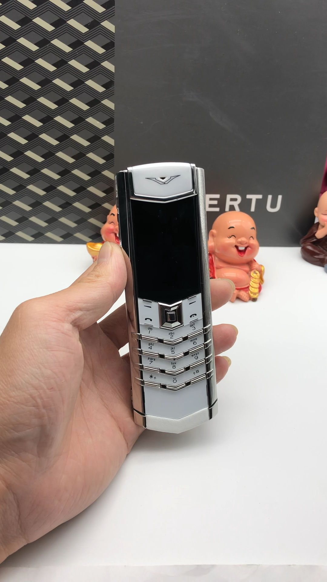 vertu威图陶瓷隐形按键手机