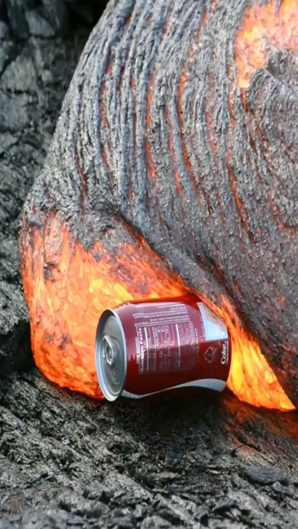 可乐和熔岩发生了变化