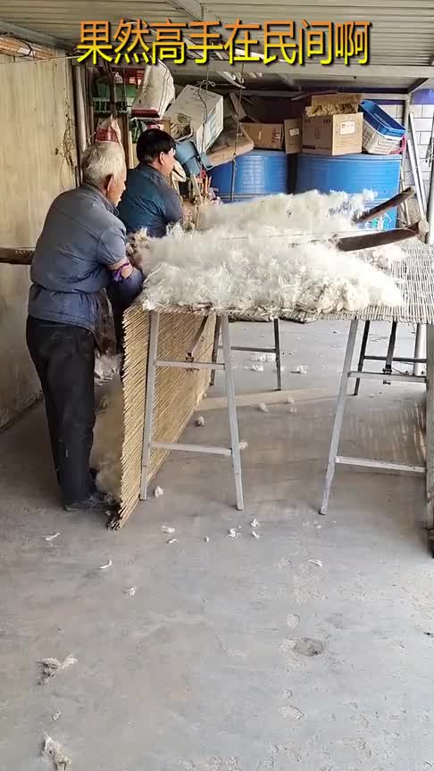 原来这就是弹棉花,现在很少能看到这个了,古代人民的智慧结晶!