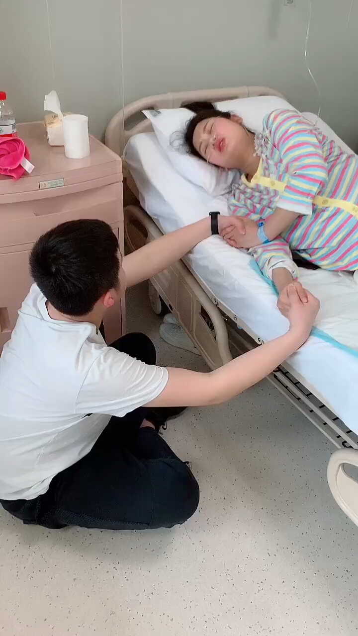 女人生孩子真的不容易!