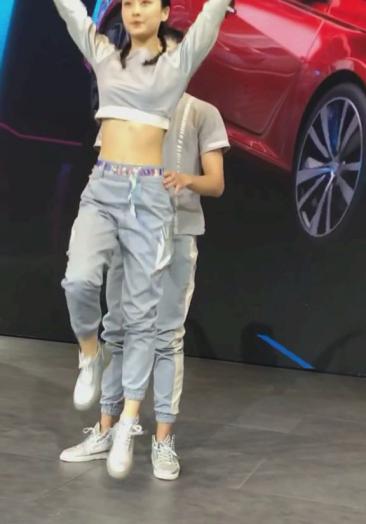 龙岗大鹏哪里有妹子美女上门服务微61073115