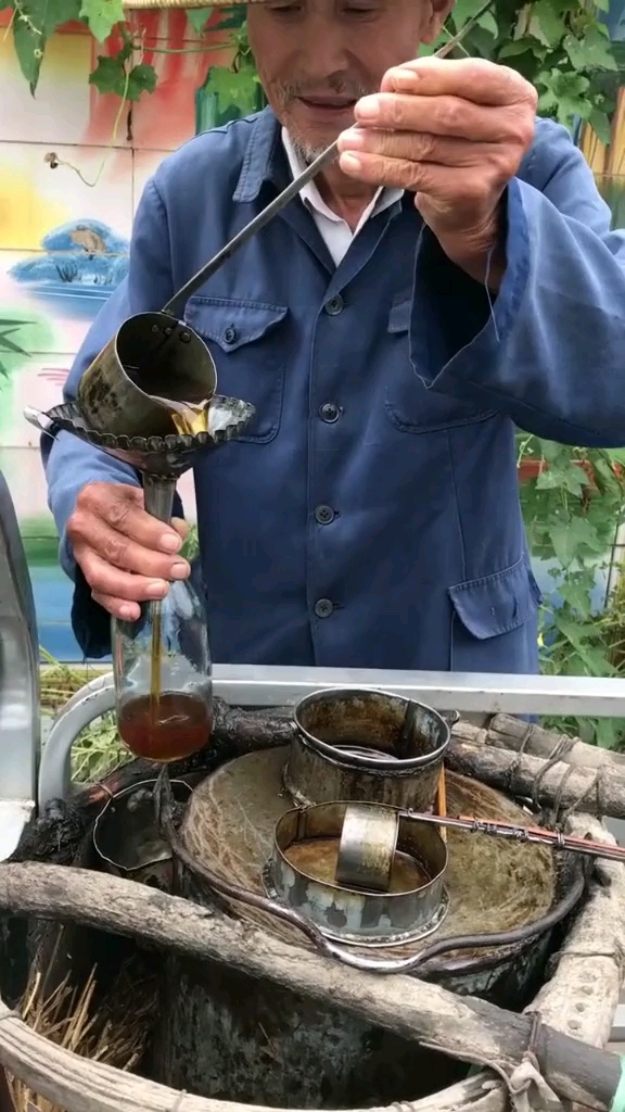 传统的卖油方式,你还记得吗?