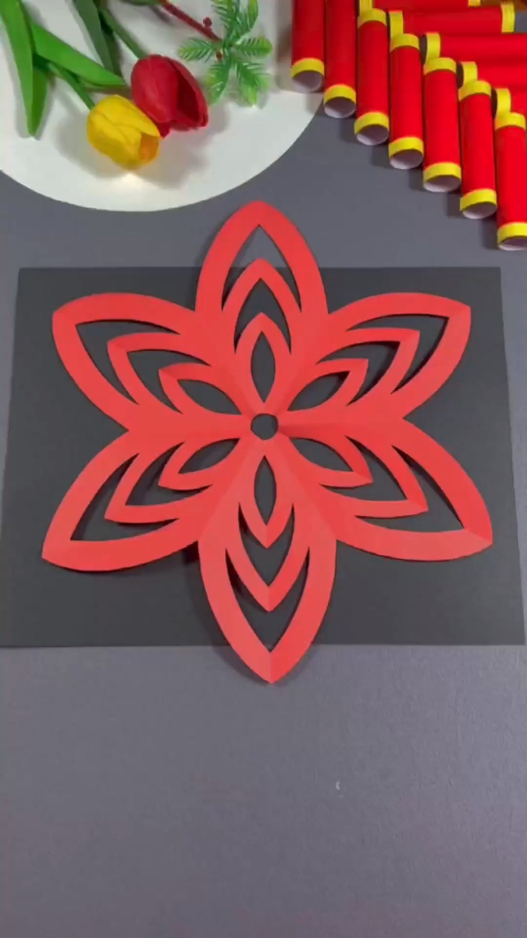 好看的新年剪纸窗花来喽 和孩子一起剪窗花吧 幼儿园手工 剪纸