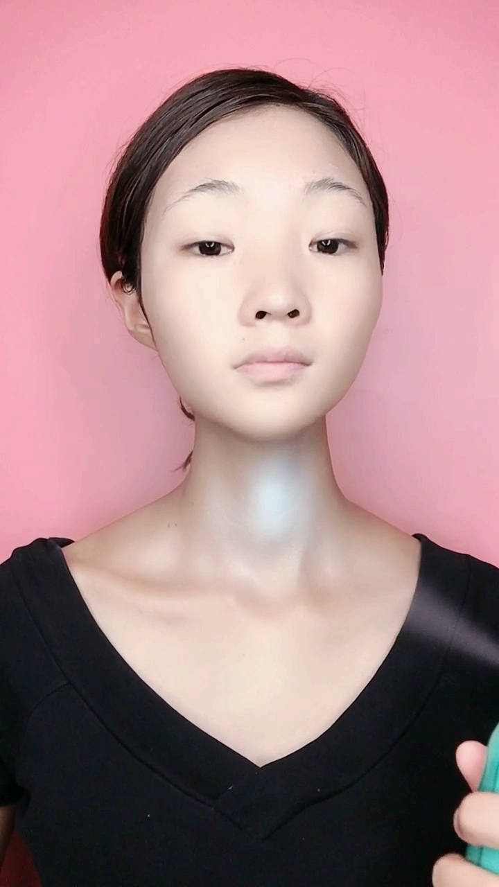 我要上热门#脸白脖子黑就用它