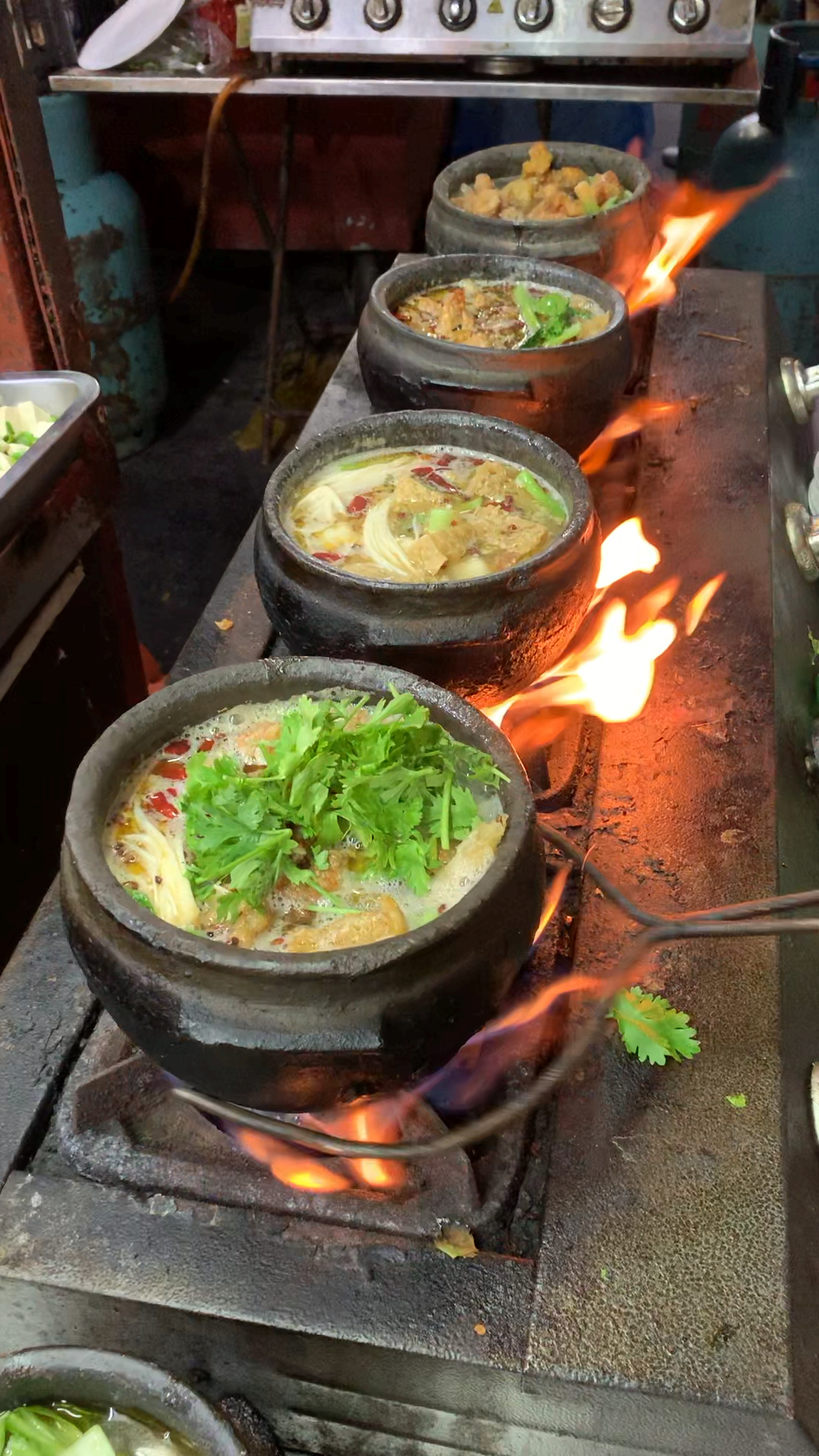 我要上热门#杞县砂锅,看看这料足不足,一看都好吃