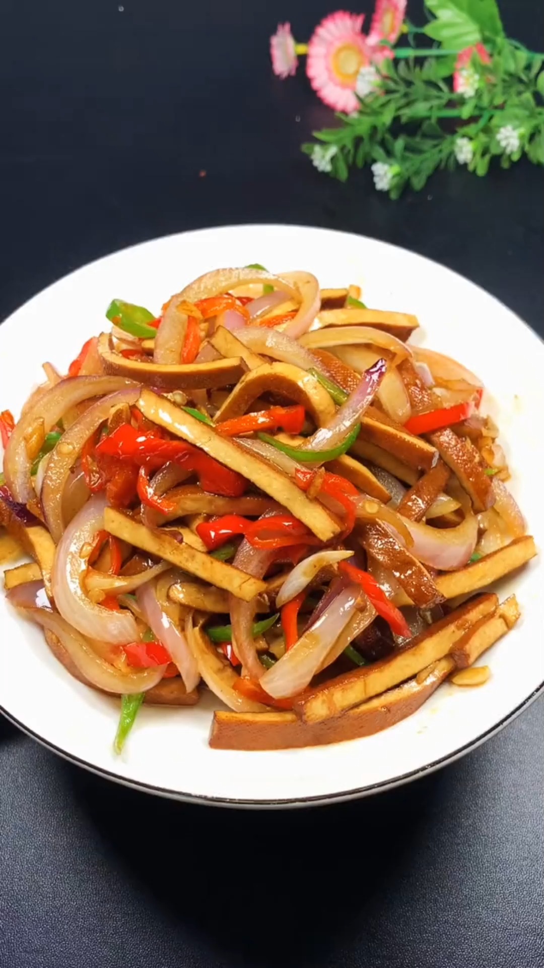 美食#3元成本做家常好吃下饭菜洋葱炒香干