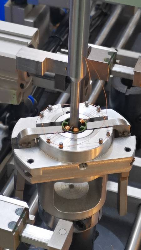 电机绕线#微型无刷马达电机定子绕线过程