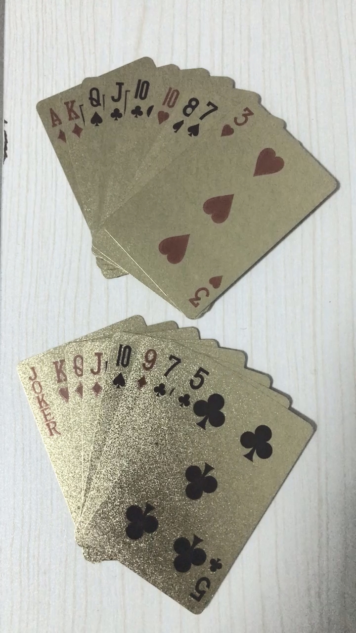 我感觉红桃三先出牌 能赢 你们看呢