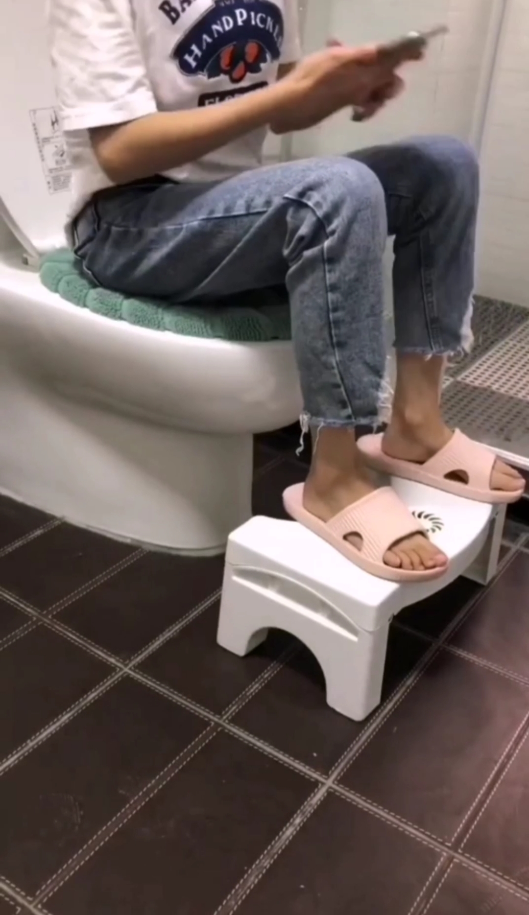 上厕所有了这个马桶蹲,再也不怕腳麻了,不喜欢马桶的用这个超舒服