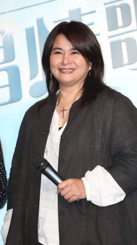 裘海正复出开演唱会,不介意身材肥胖,遗憾与伊能静方文琳难重聚