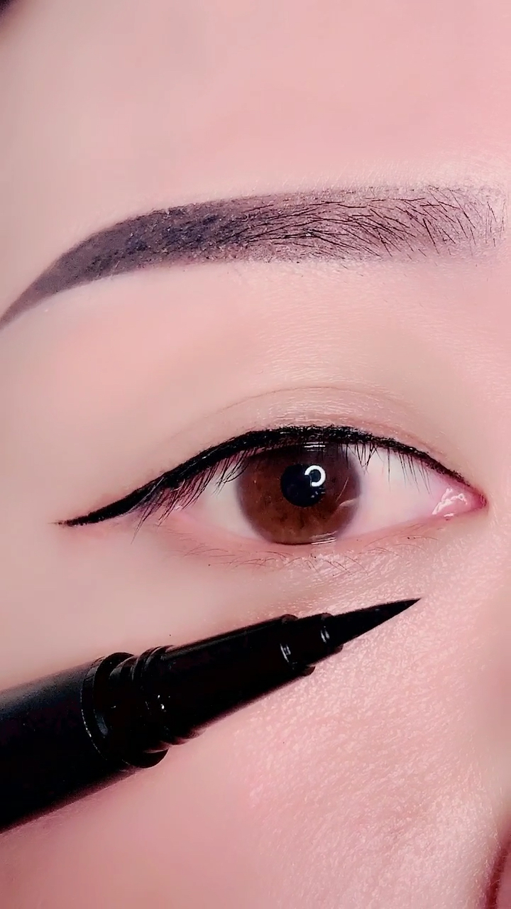 我是造型师#漂亮的自然眼线