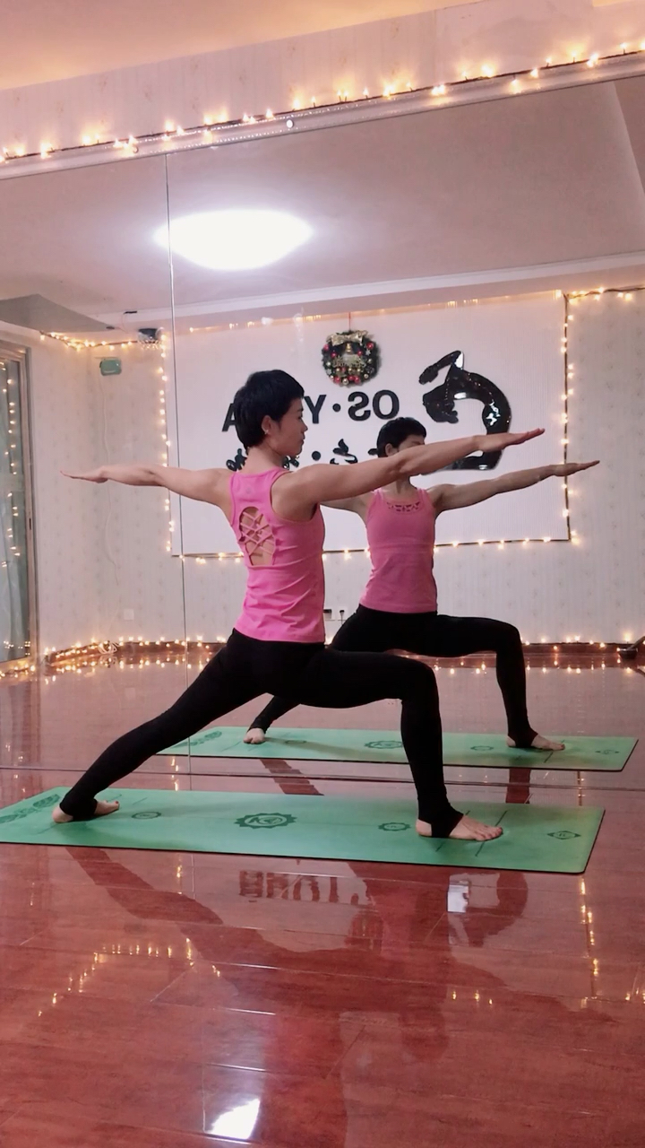 yisa老师的瑜伽站立体式串联
