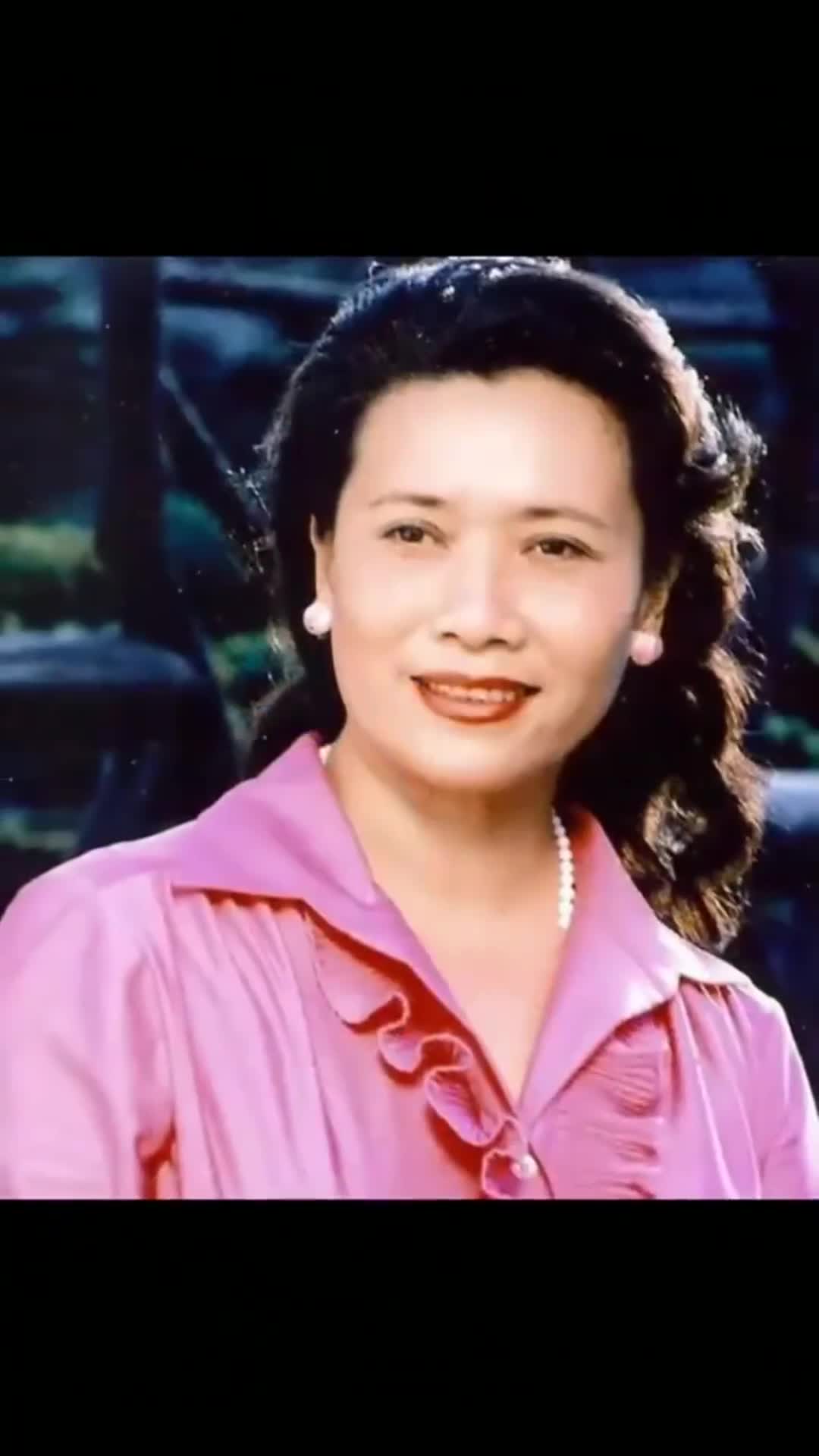 比李谷一还优雅的老艺术家83岁朱逢博真时髦年轻时更是美人