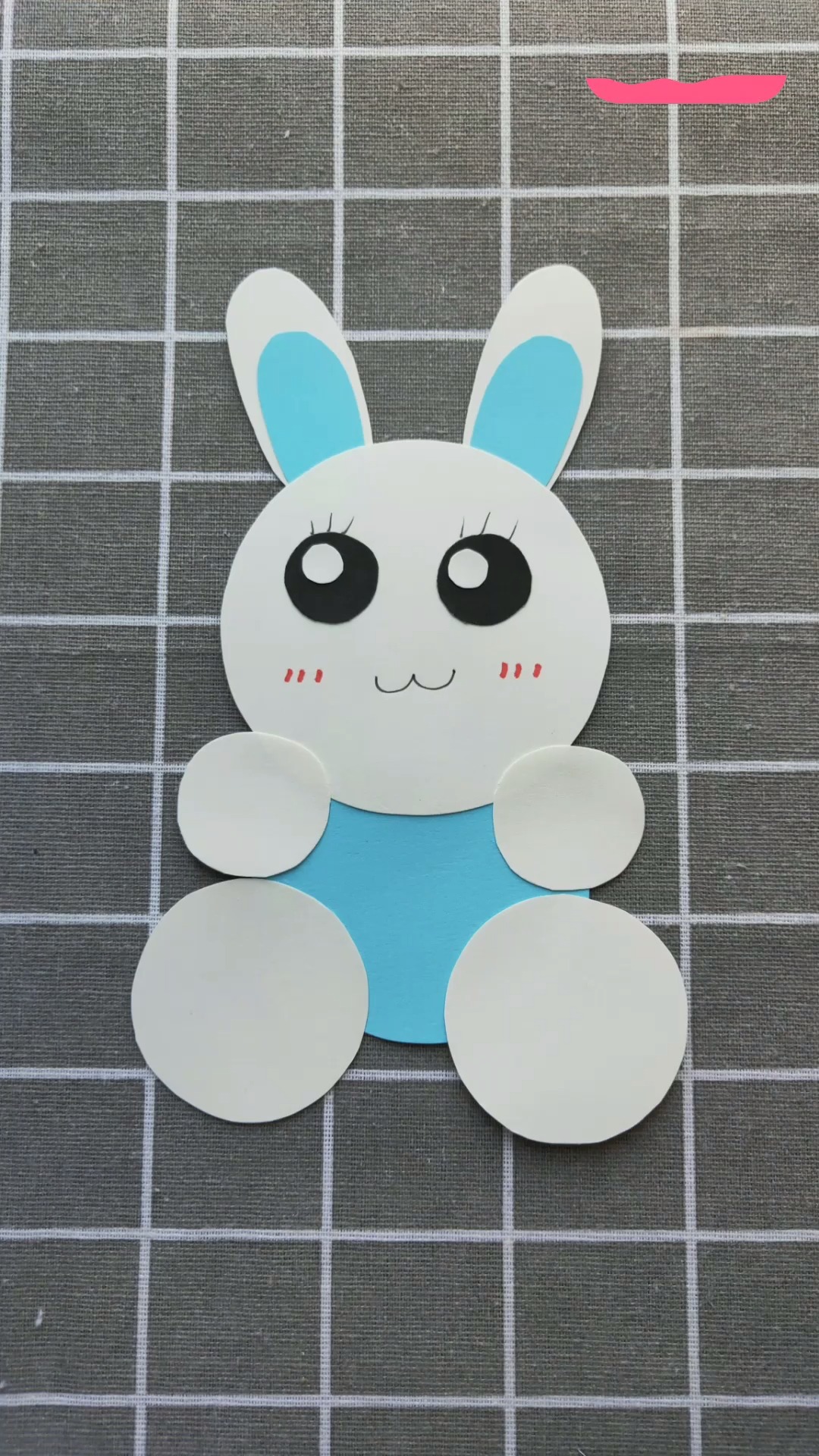 用卡纸做一个小兔子,这也太可爱了吧!