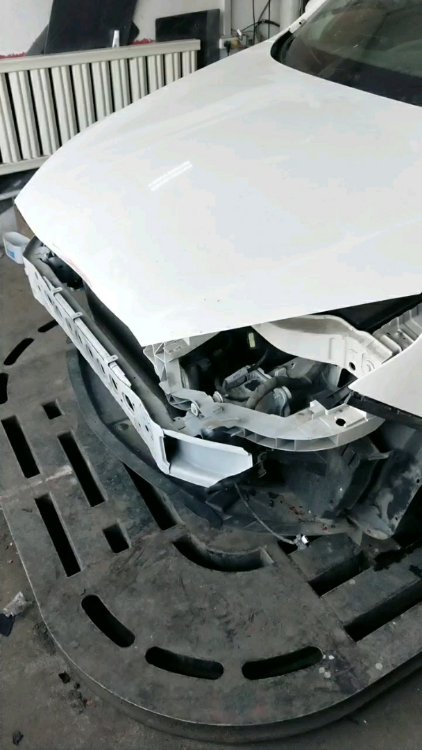 福睿斯防撞梁太硬了