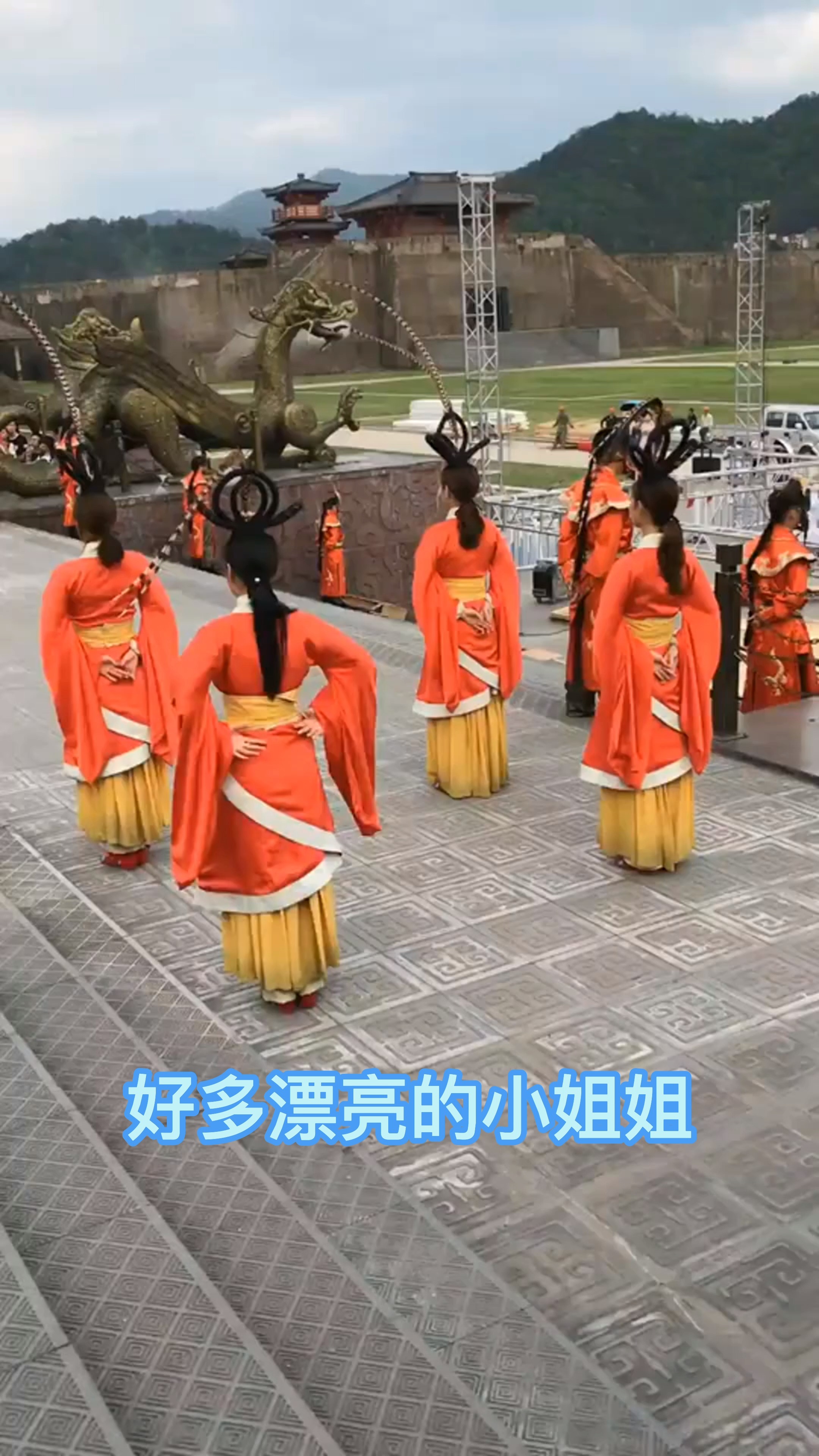 横店影视城秦王宫景区表演,好多漂亮的小姐姐