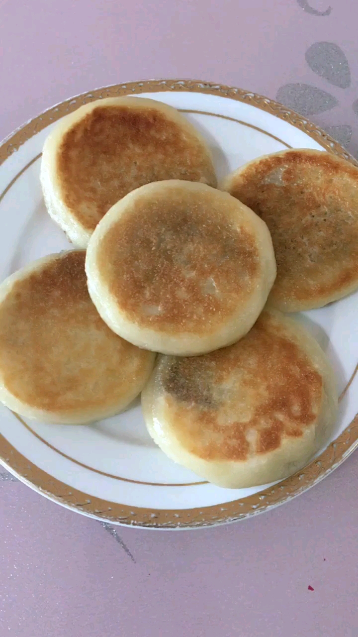 优秀如我#糯米豆沙饼的做法