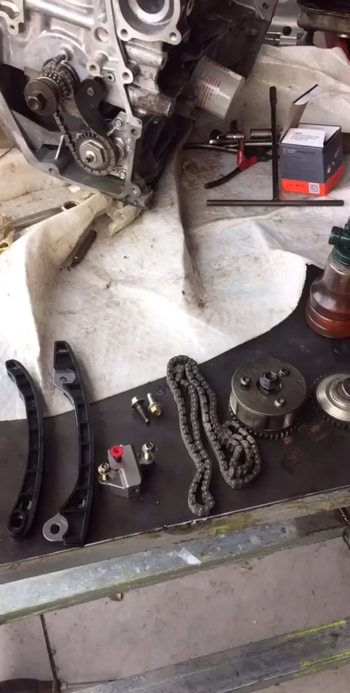 点对点凸轮轴内八注意:链轮跟链条需同时安装!