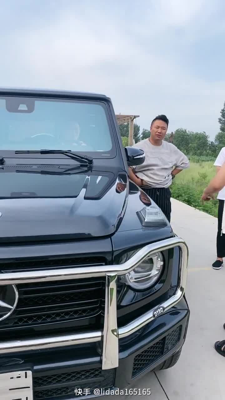 李大瑞的美食窝()五点直播有米线哦狗粮一把把