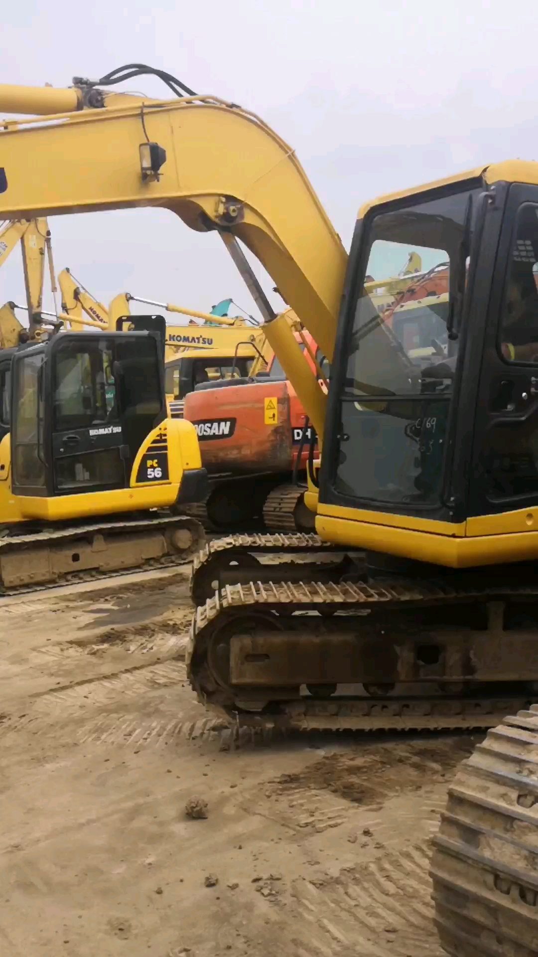 小松90,旋转的挖机见过没