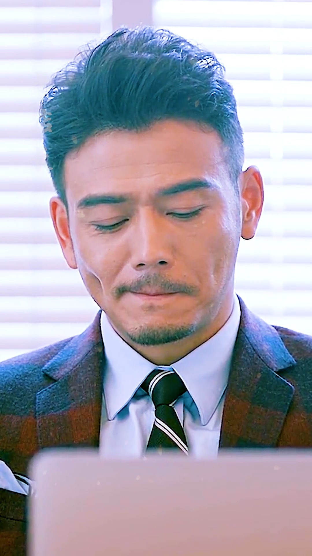 明星杨烁是唯一男粉比女粉多的男明星每一帧都是痞帅